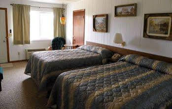 Drake Motel Blackduck Екстериор снимка